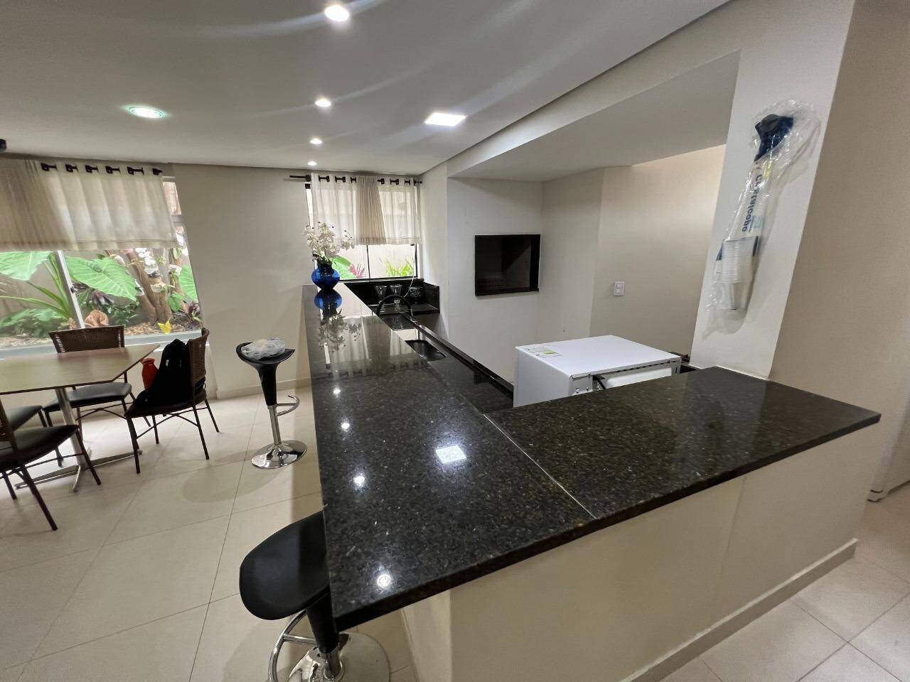 Apartamento à venda com 3 quartos, 91m² - Foto 7