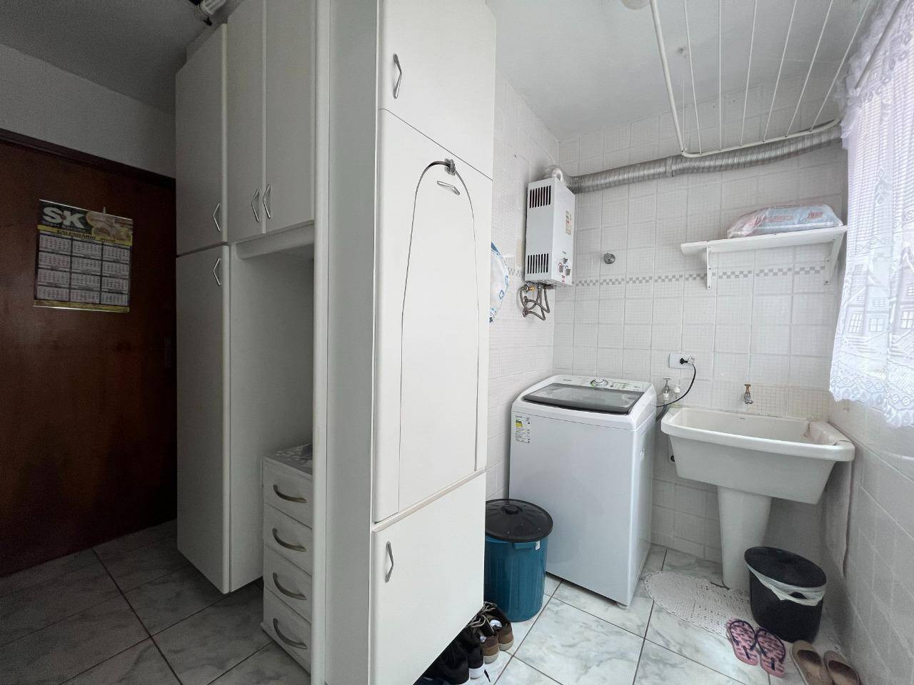 Apartamento à venda com 3 quartos, 91m² - Foto 12