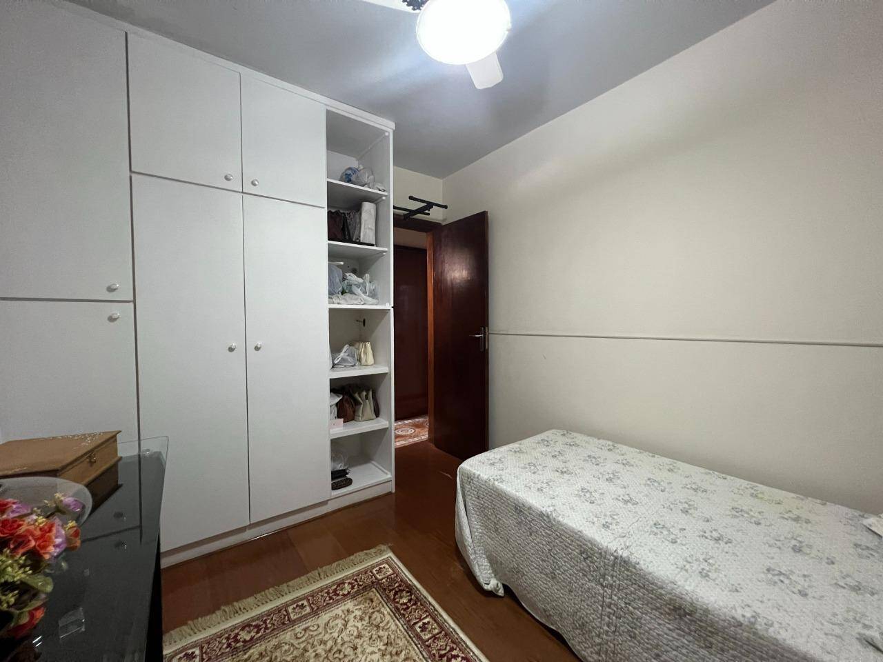 Apartamento à venda com 3 quartos, 91m² - Foto 18