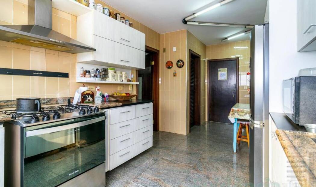 Apartamento à venda com 4 quartos, 300m² - Foto 17