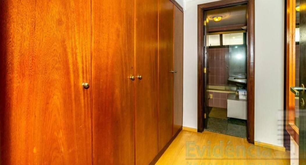 Apartamento à venda com 4 quartos, 300m² - Foto 25