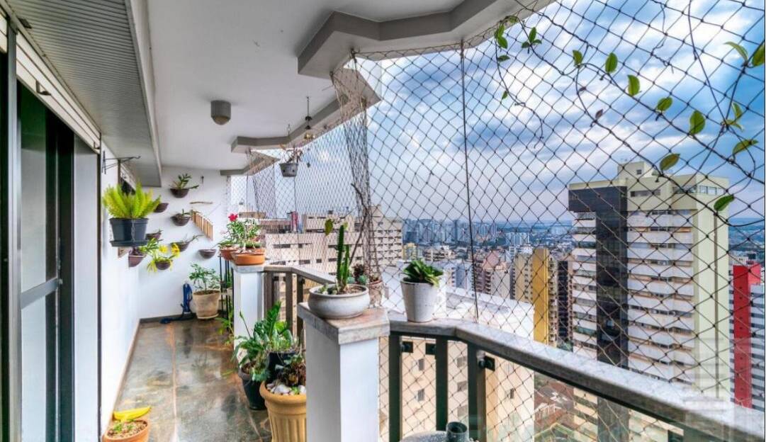 Apartamento à venda com 4 quartos, 300m² - Foto 39